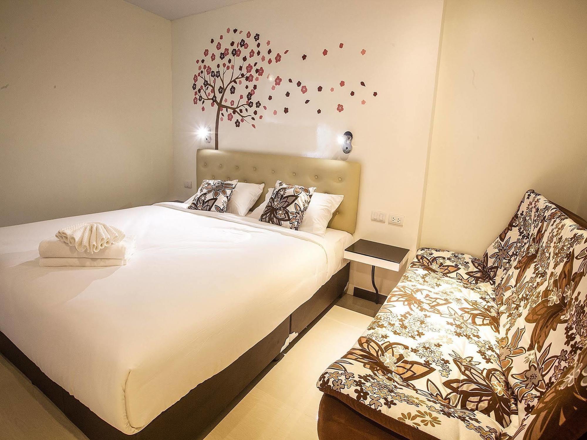 Md Grand Hotel Nakhon Nakhon Si Thammarat Exterior foto