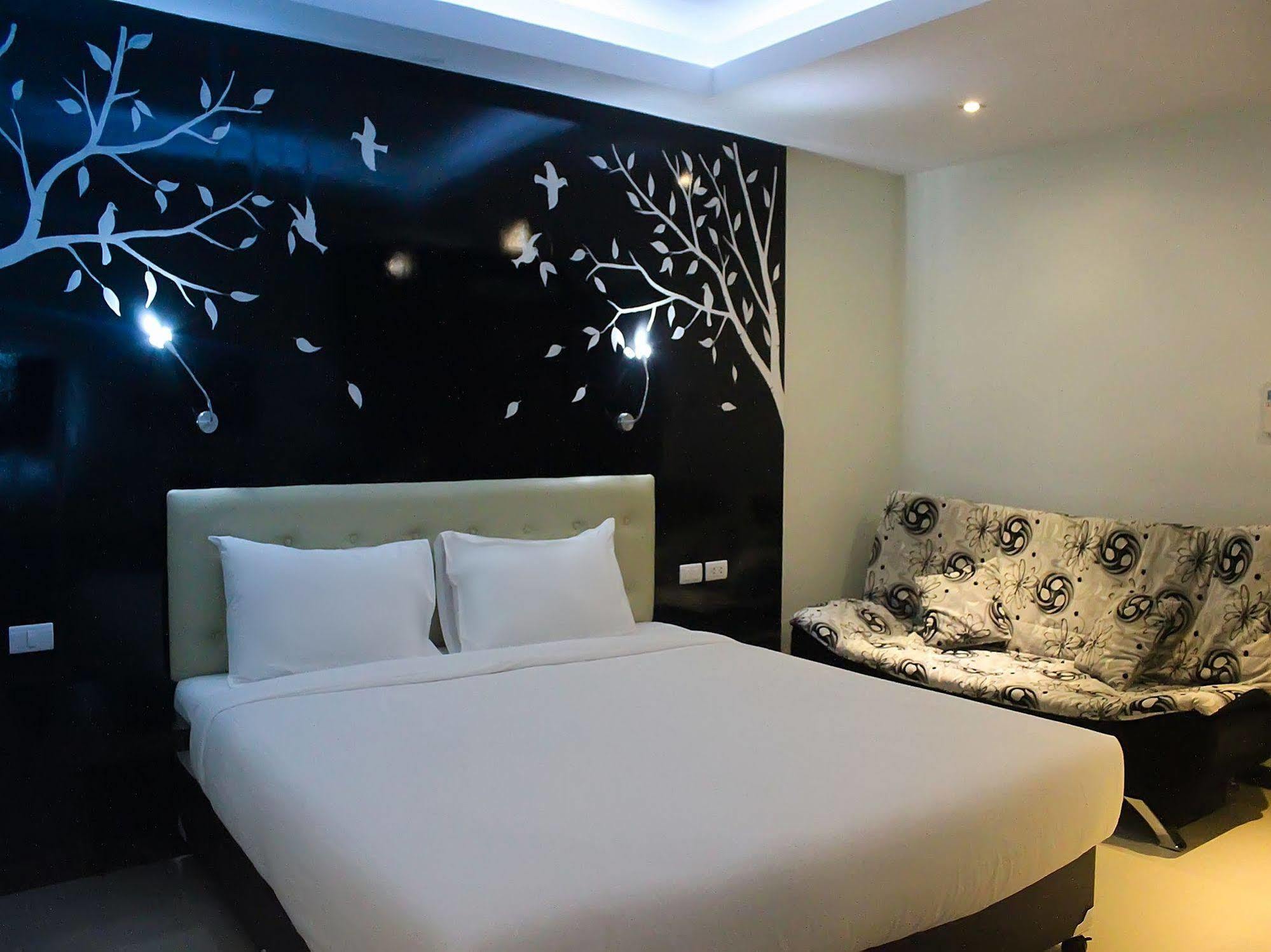 Md Grand Hotel Nakhon Nakhon Si Thammarat Exterior foto