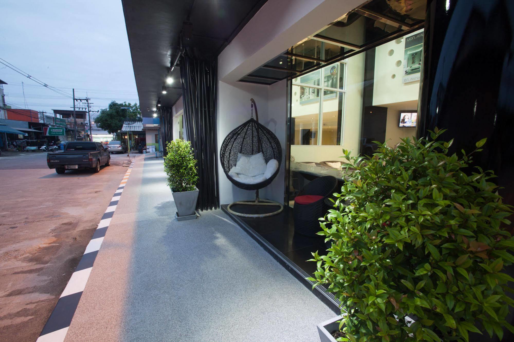 Md Grand Hotel Nakhon Nakhon Si Thammarat Exterior foto